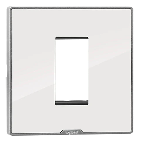 1 Modular Cover Plate With Base Frame, Legrand Myrius Nextgen - White